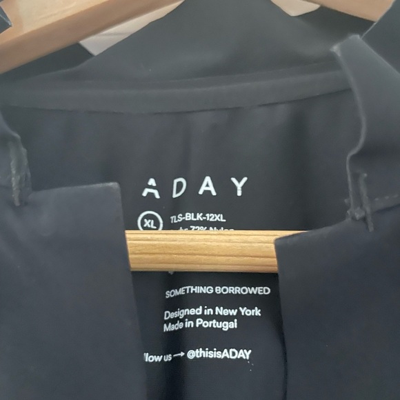 ADAY Something Borrowed Top Minimalist Neutral - Picture 9 of 9